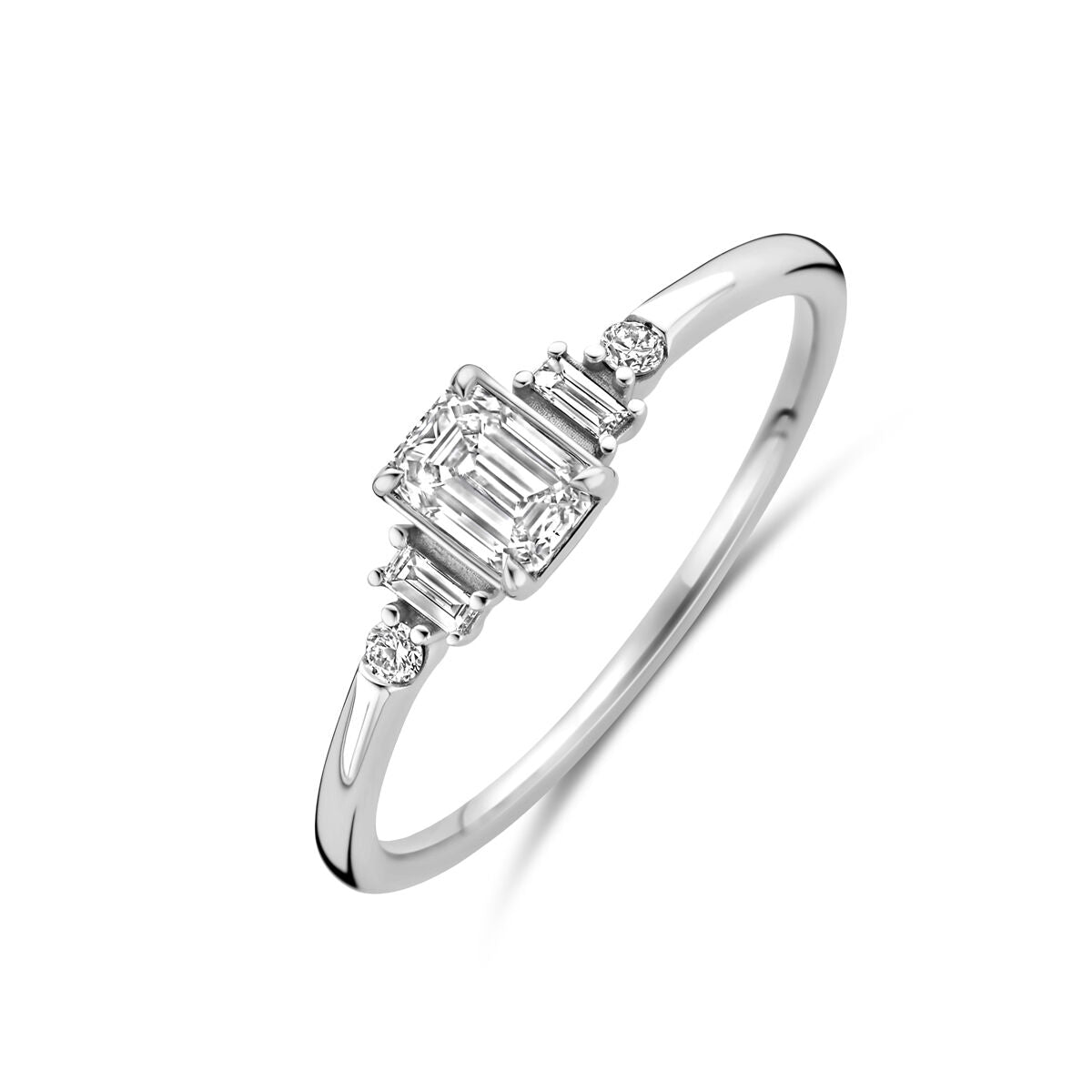 Bague en or blanc 14K avec diamant lab-grown de 0,40 ct et diamants latéraux.