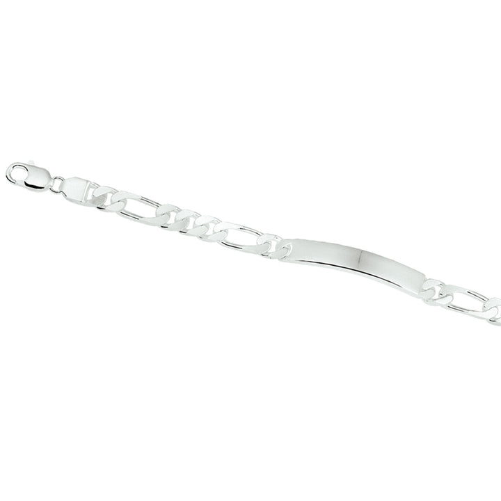 De Van der Kooij Collectie graveerarmband figaro plaat 7,6 mm 20 cm in zilver wit is een unisex armband met stevige karabijnsluiting en gladde identificatieplaat, perfect voor tijdloze stijl met een persoonlijke touch.