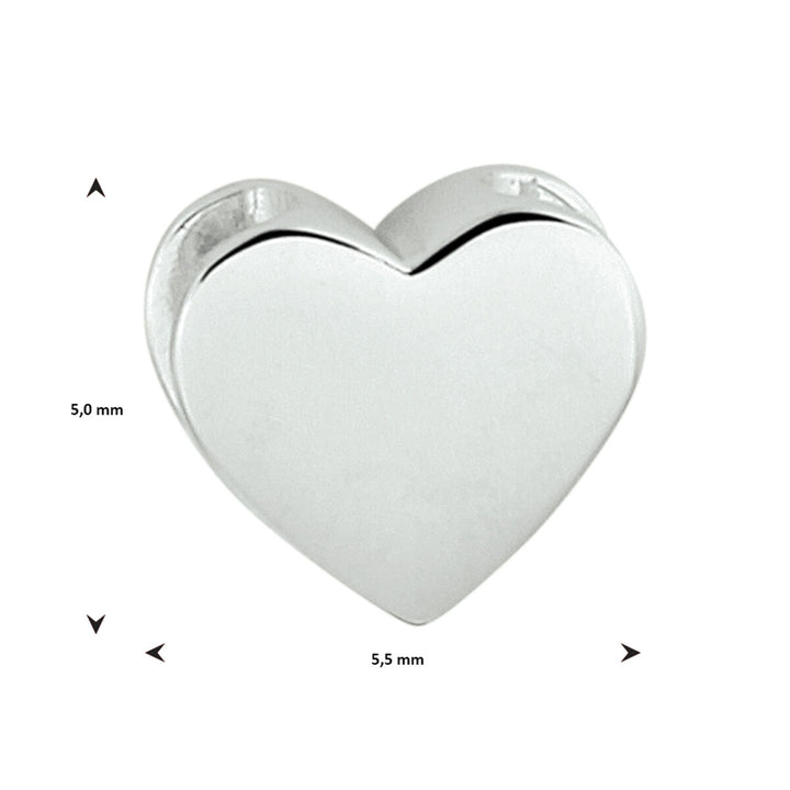 De hanger hart zilver gerhodineerd van Van der Kooij Collectie, een glanzend zilveren hanger van 5,0 mm hoog en 5,5 mm breed, is afgebeeld op een witte achtergrond - perfect als dames sieraad.