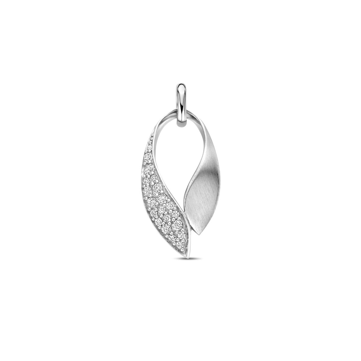 Pendentif en argent rhodié poli et mat, décoré de zircones, mesurant 22 mm.