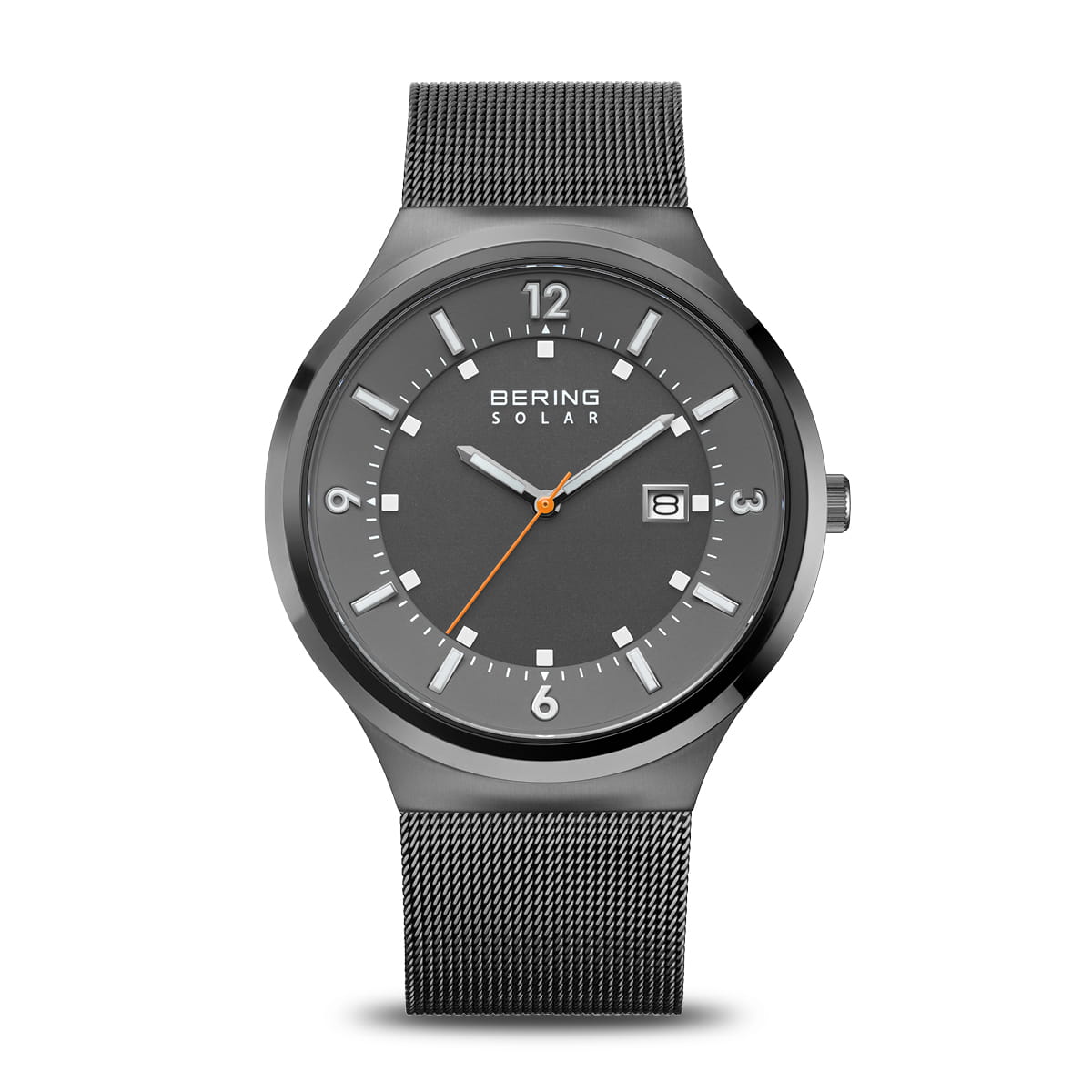 Montre à cadran gris avec bracelet en maille métallique, affichage analogique et dateur.