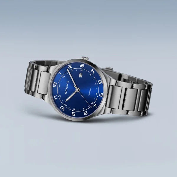 Bering montre 15139-707
