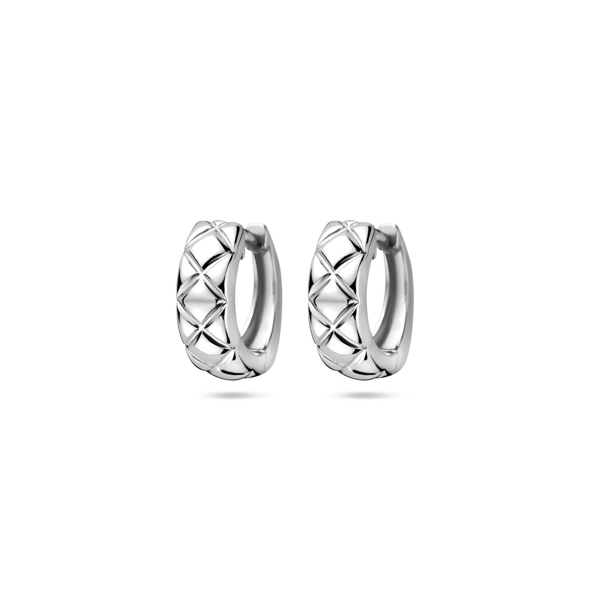 Boucles d'oreilles en argent rhodié de 12,5 mm avec un motif géométrique.