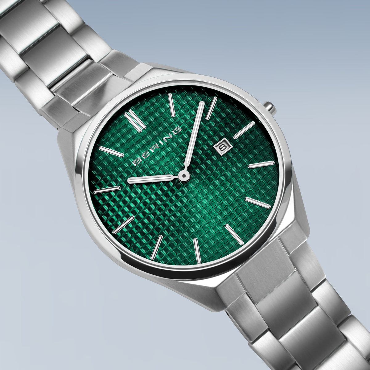 Bering montre pour homme cadran vert 17240-708
