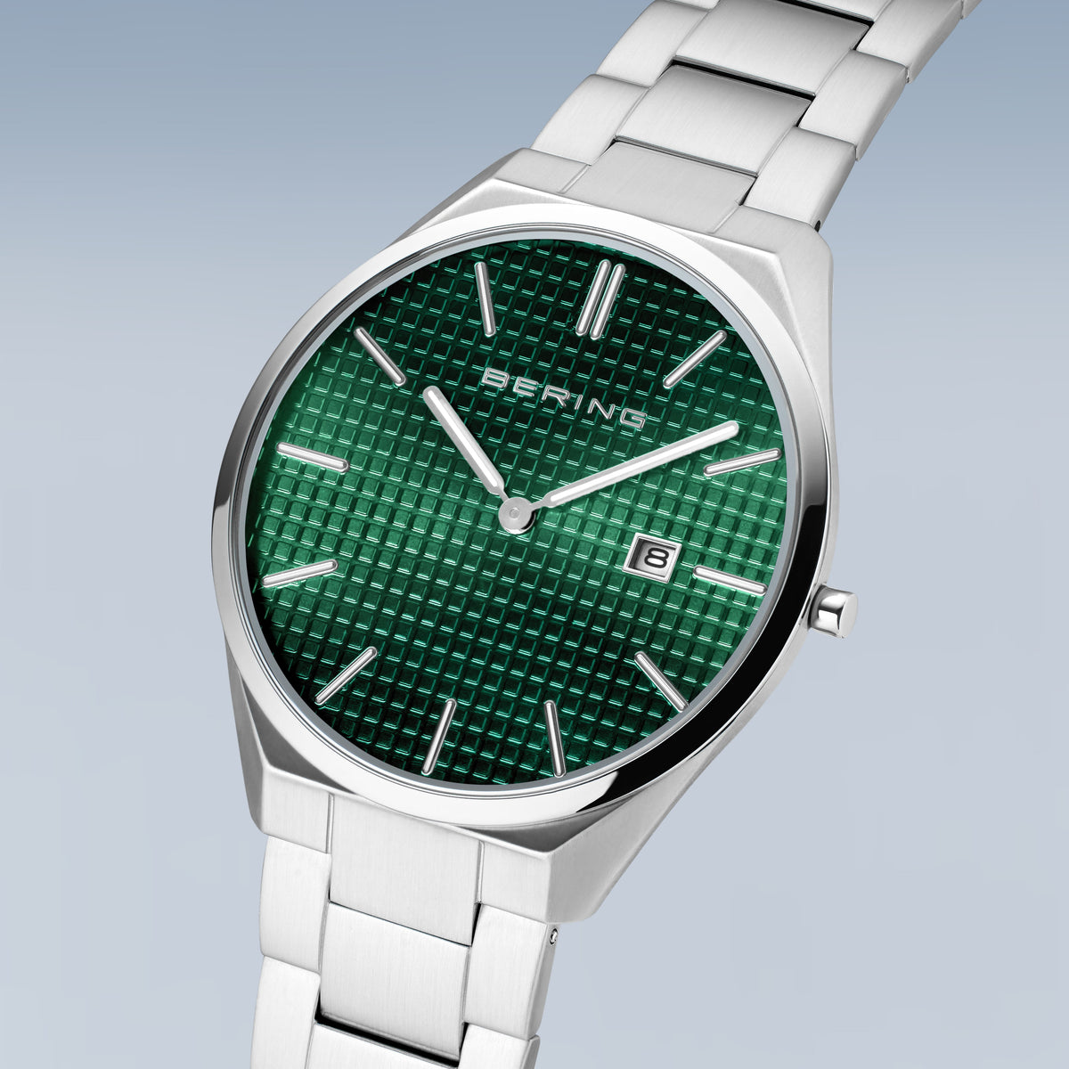Bering montre pour homme cadran vert 17240-708