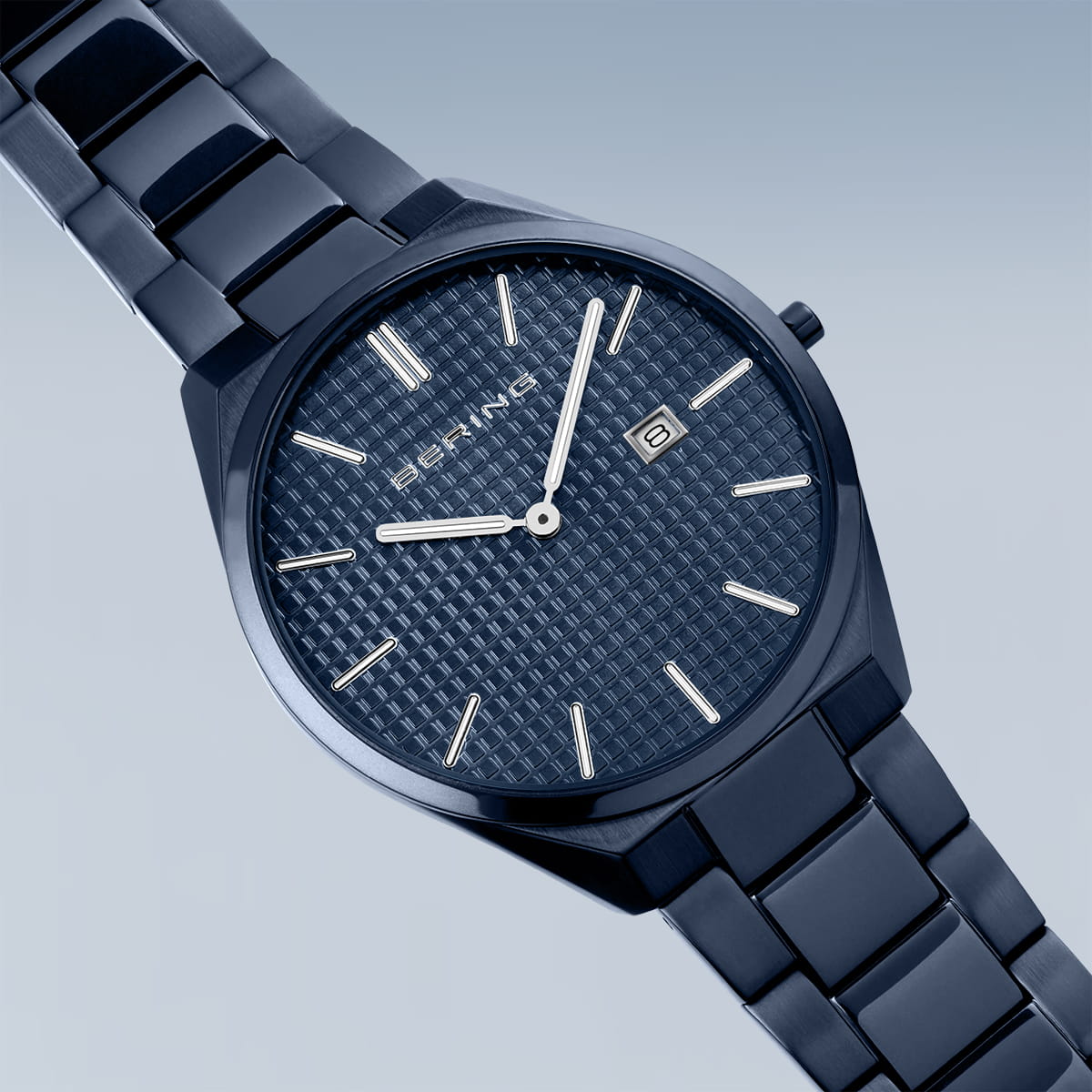 Bering montre pour homme cadran bleu - 17240-797