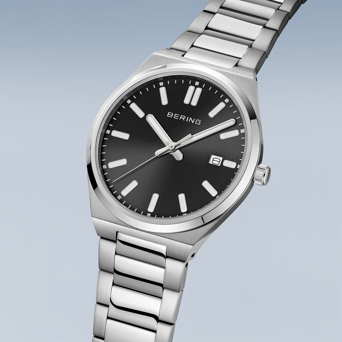 Bering montre pour homme cadran noir 17639-702