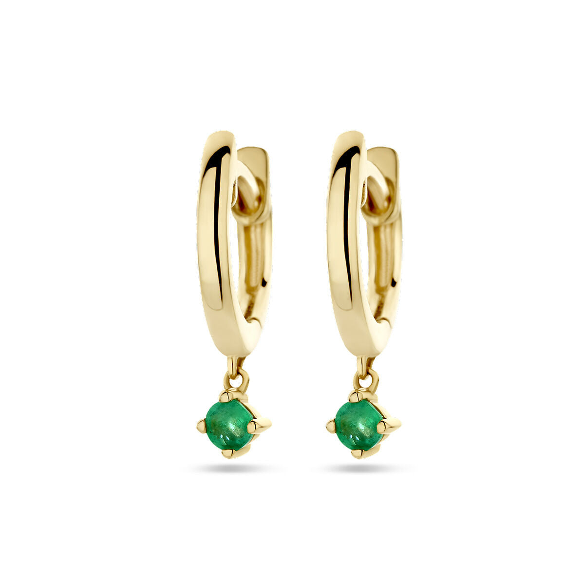 Boucles d'oreilles en or jaune 14K avec pendentifs en émeraude.