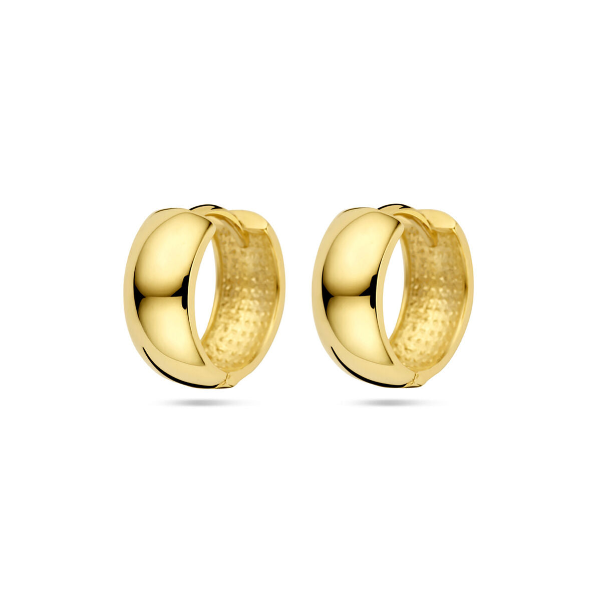 Boucles d'oreilles en or jaune 14K de 13 mm, avec une finition lisse et brillante.