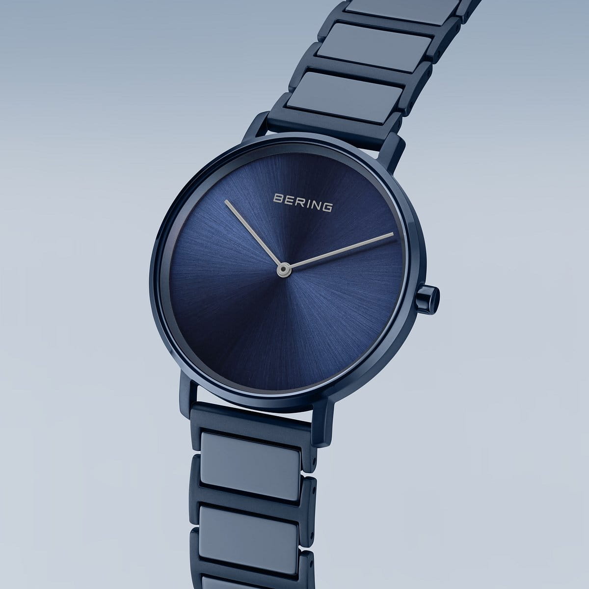 Bering montre pour homme cadran bleu - 18539-797
