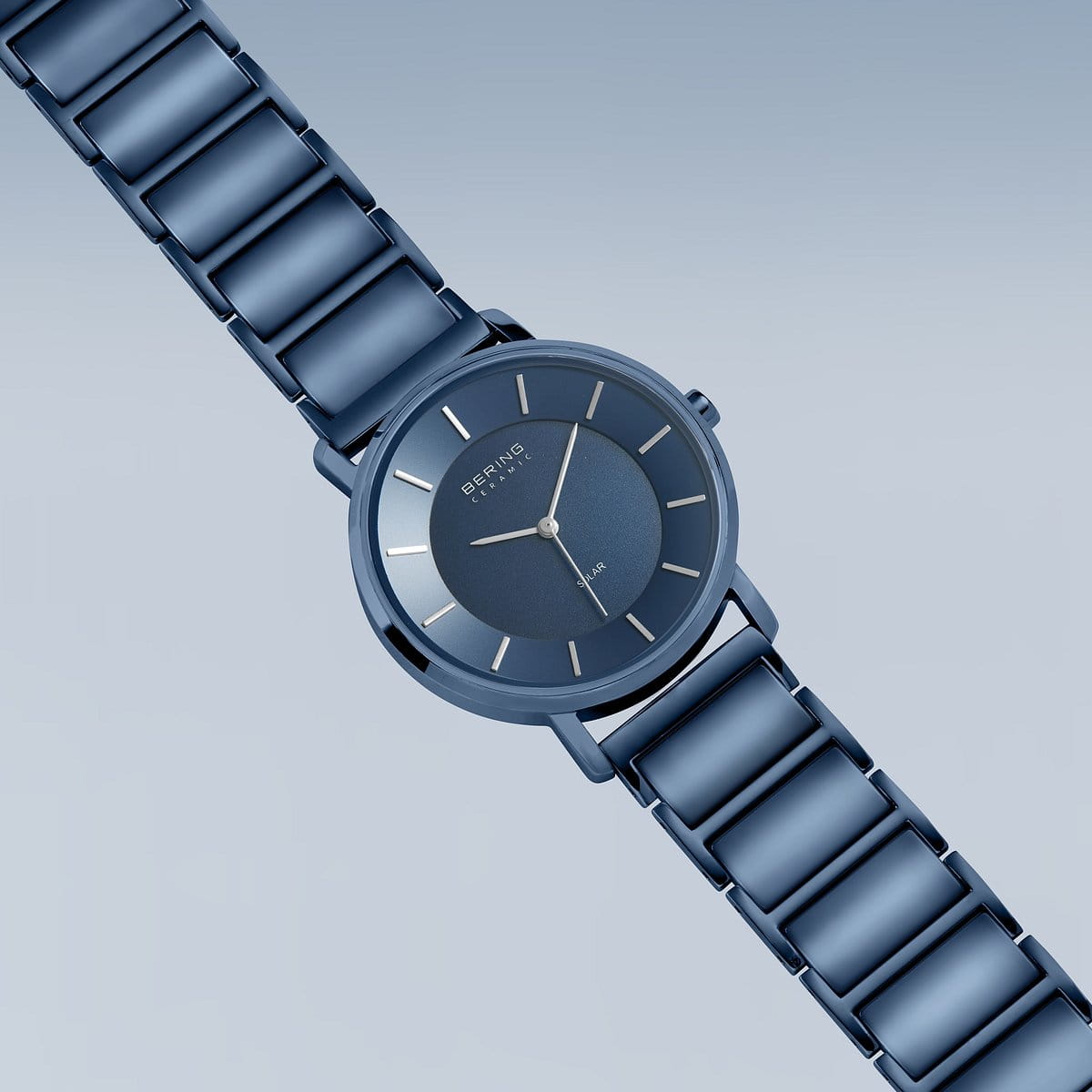 bering montre pour femme cadran bleu - 19535-797