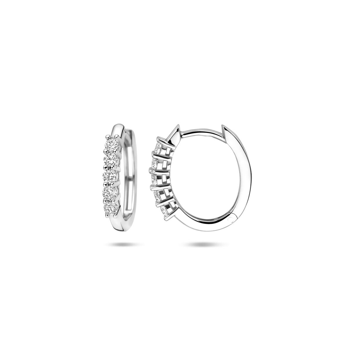 Boucles d'oreilles en argent rhodié 925 avec zirconia, de forme ronde et ornées de pierres brillantes.