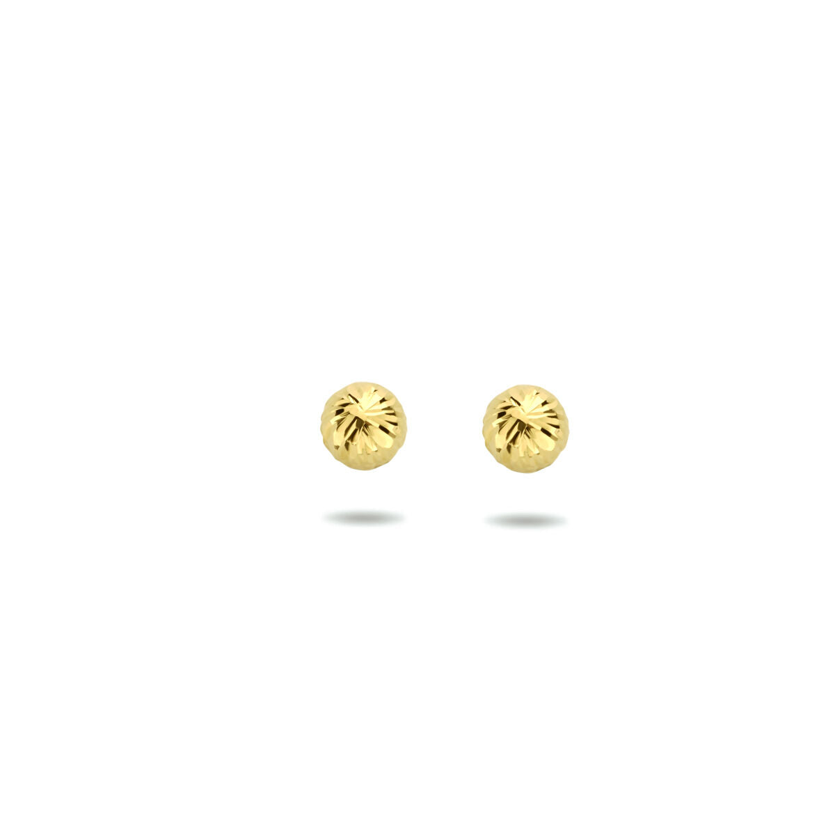 Boucles d'oreilles en or jaune 14K, en forme de petites boules avec un effet diamanté.