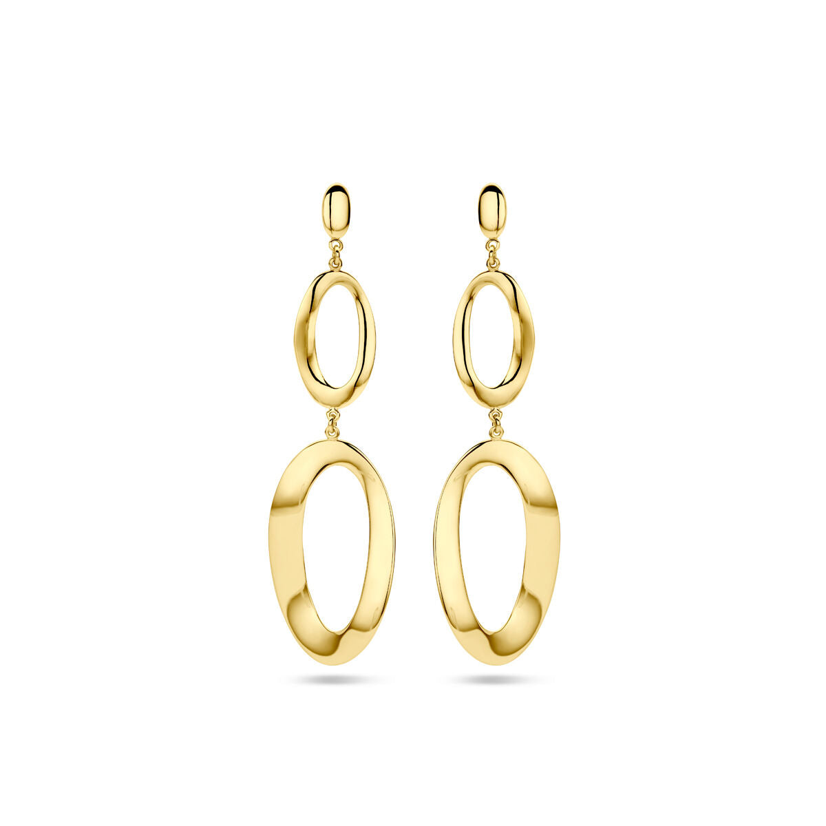 Boucles d'oreilles en or jaune 14K avec des formes ovales entrelacées.