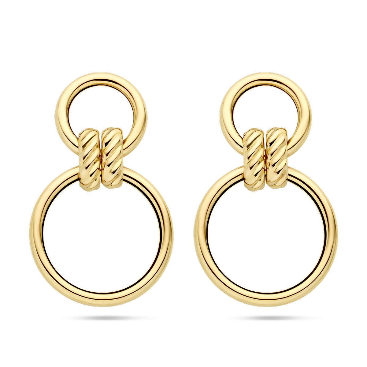 Boucles d'oreilles en or jaune 14K avec des cercles entrelacés.