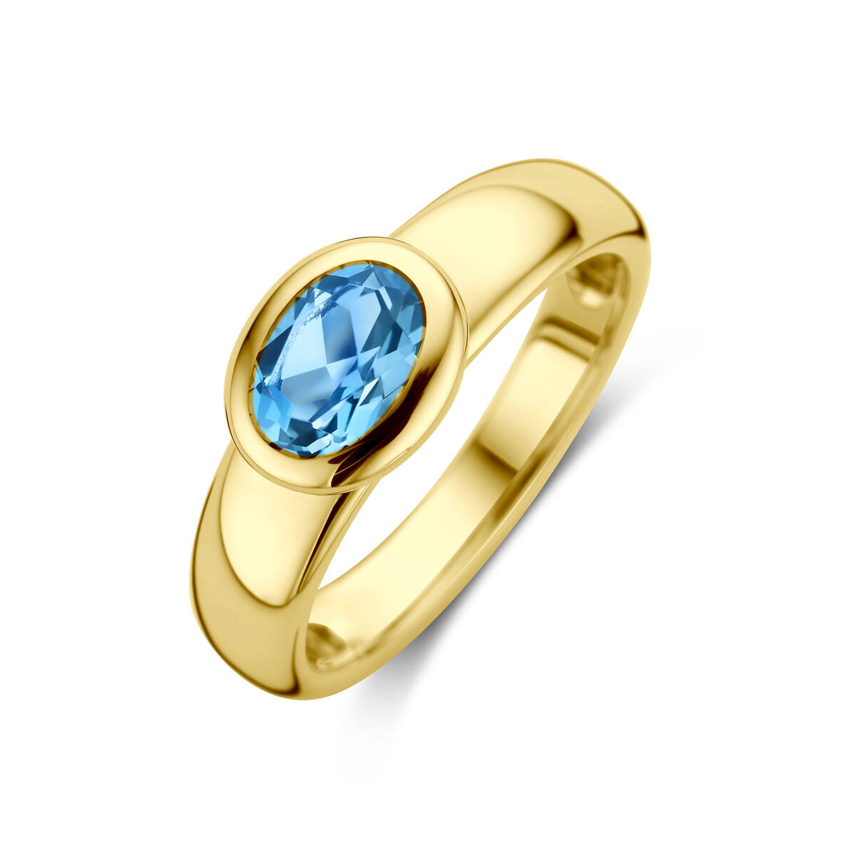 Bague en or jaune 14K avec topaze londonienne ovale.
