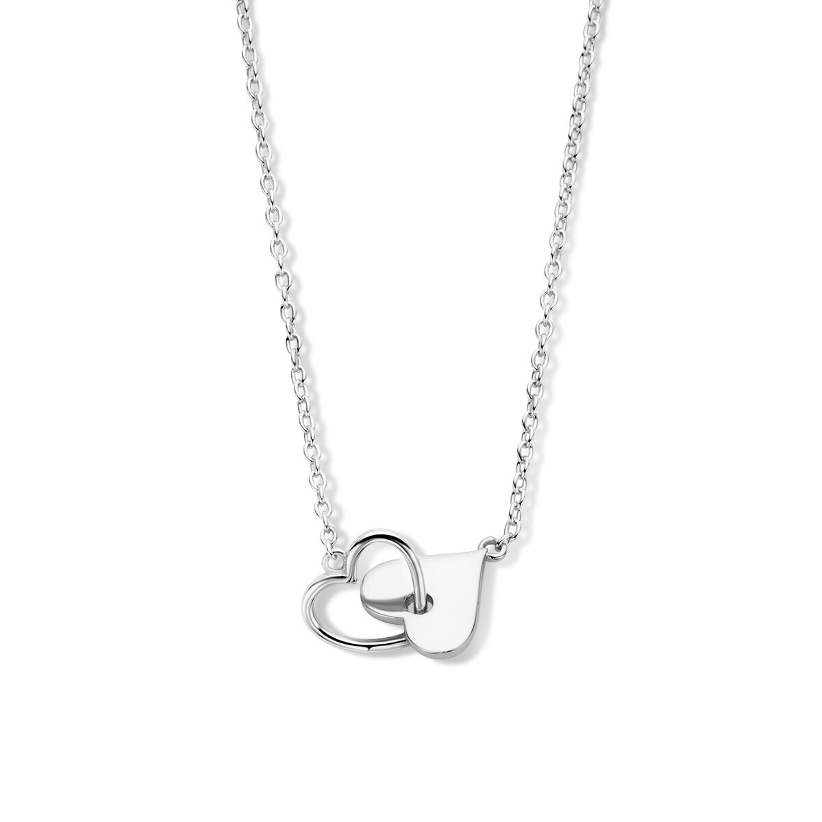 Collier en argent rhodié avec pendentif en forme de cœurs entrelacés.