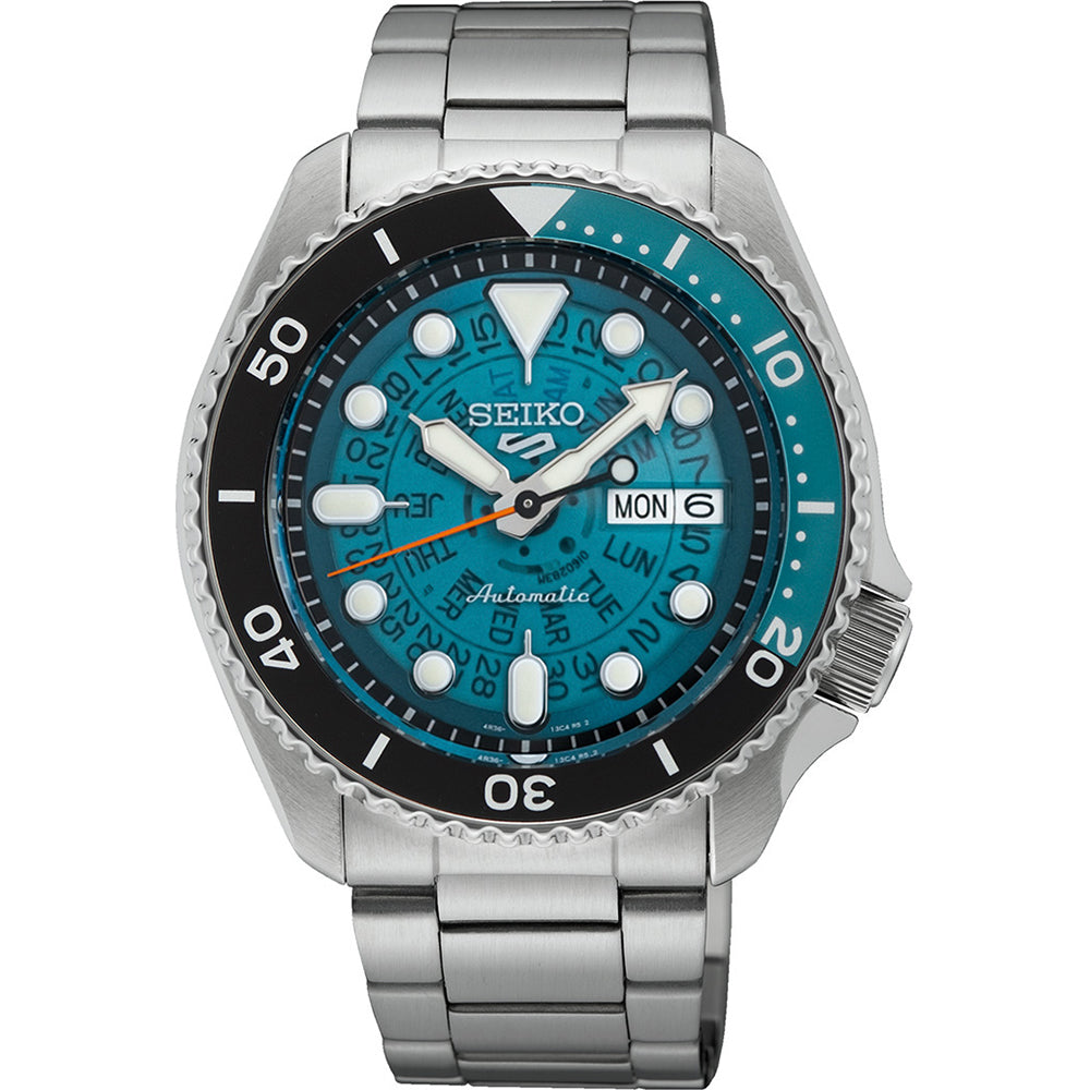 Montre pour homme Seiko 5 Sports avec cadran turquoise, boîtier en acier inoxydable et bracelet métallique.