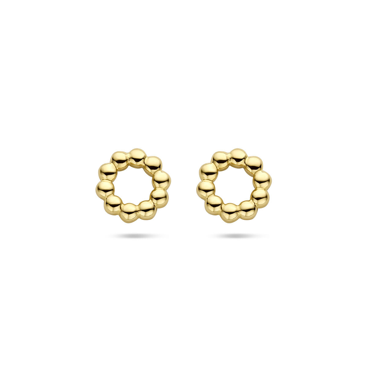 Boucles d'oreilles en or jaune 14K en forme de cercle avec des petites billes.