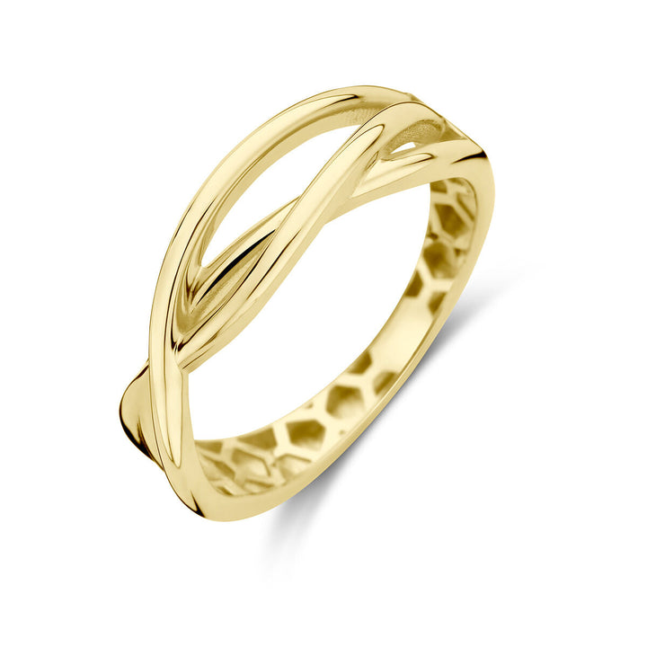 Een 14K geelgouden ring uit de Van der Kooij Collectie, met een verfijnd open twist ontwerp en gepolijste afwerking. Deze 6mm brede ring wordt stijlvol gepresenteerd op een witte achtergrond.