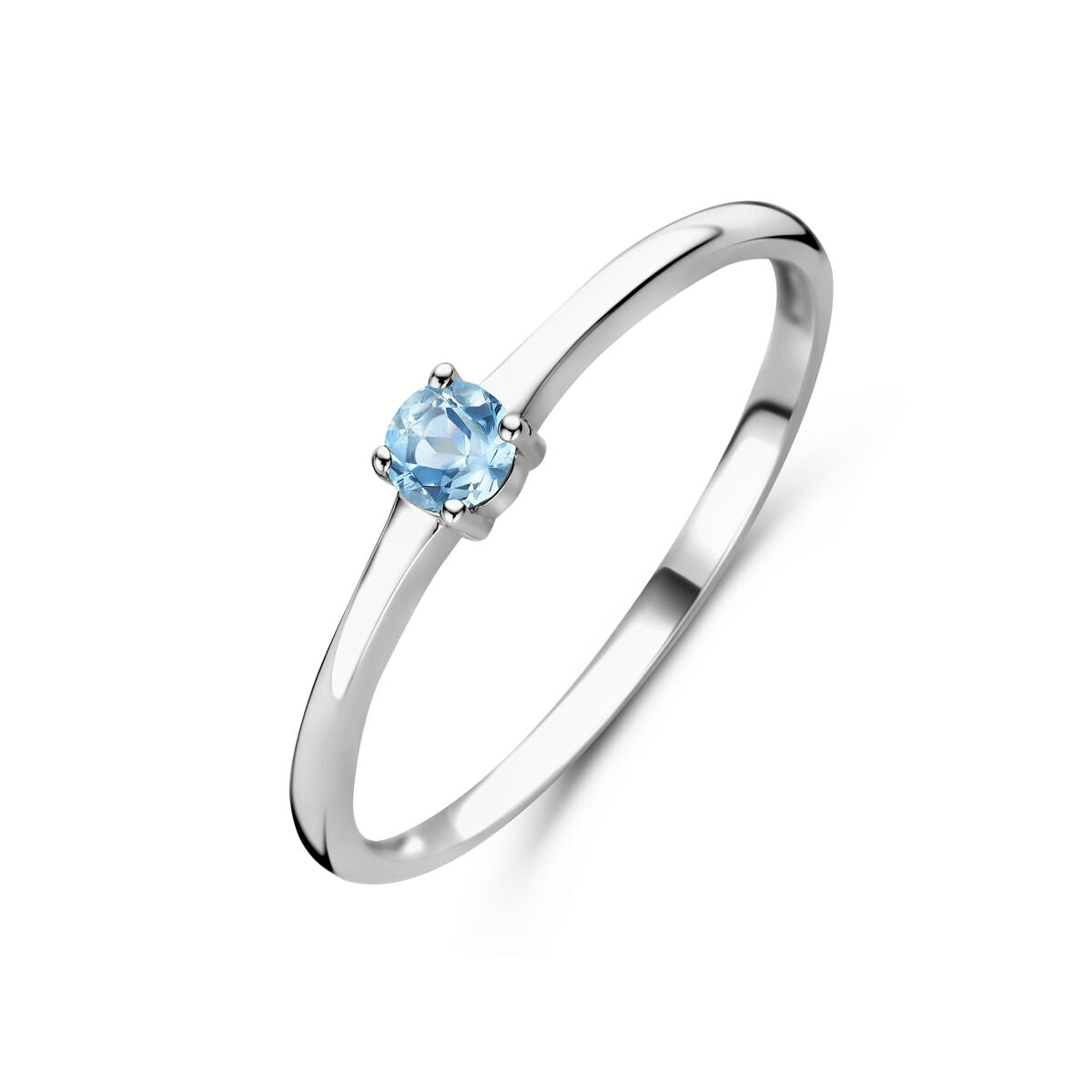 Bague en argent rhodié avec une pierre de naissance aquamarine de couleur bleue.