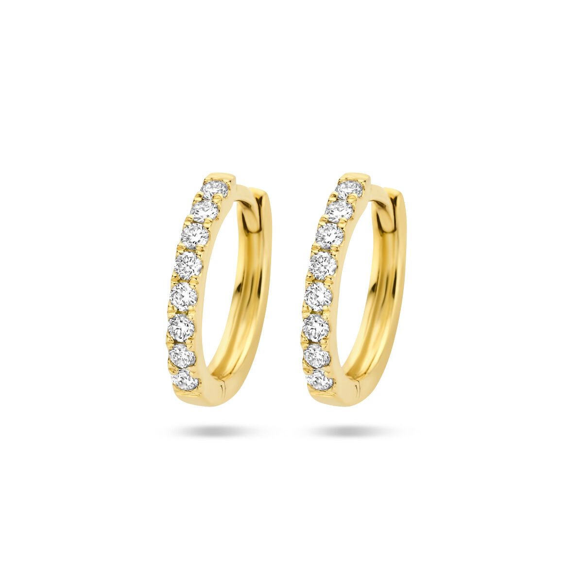 Boucles d'oreilles en or jaune 14K avec diamants de 0,15 ct (2x0,075 ct) sertis.