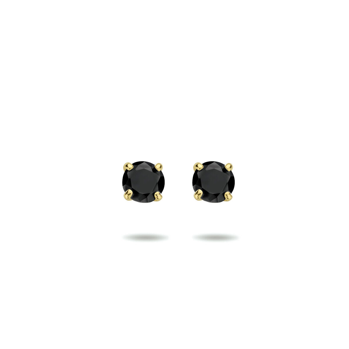 Boucles d'oreilles en or jaune 14K avec zircons noirs, serties de quatre griffes.