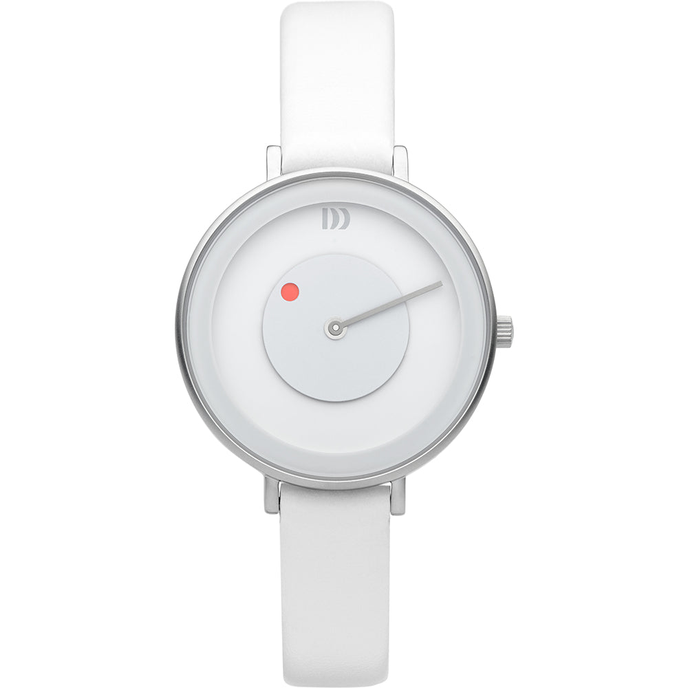 Montre femme au design danois avec un cadran blanc, boîtier argenté et bracelet en cuir blanc.