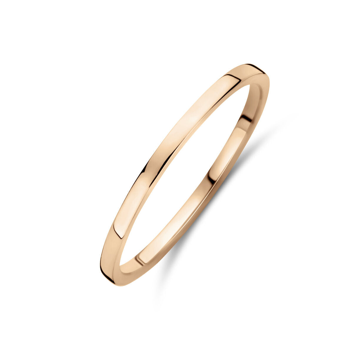 bague en or rose 14 carats, fine et lisse, avec une finition brillante.