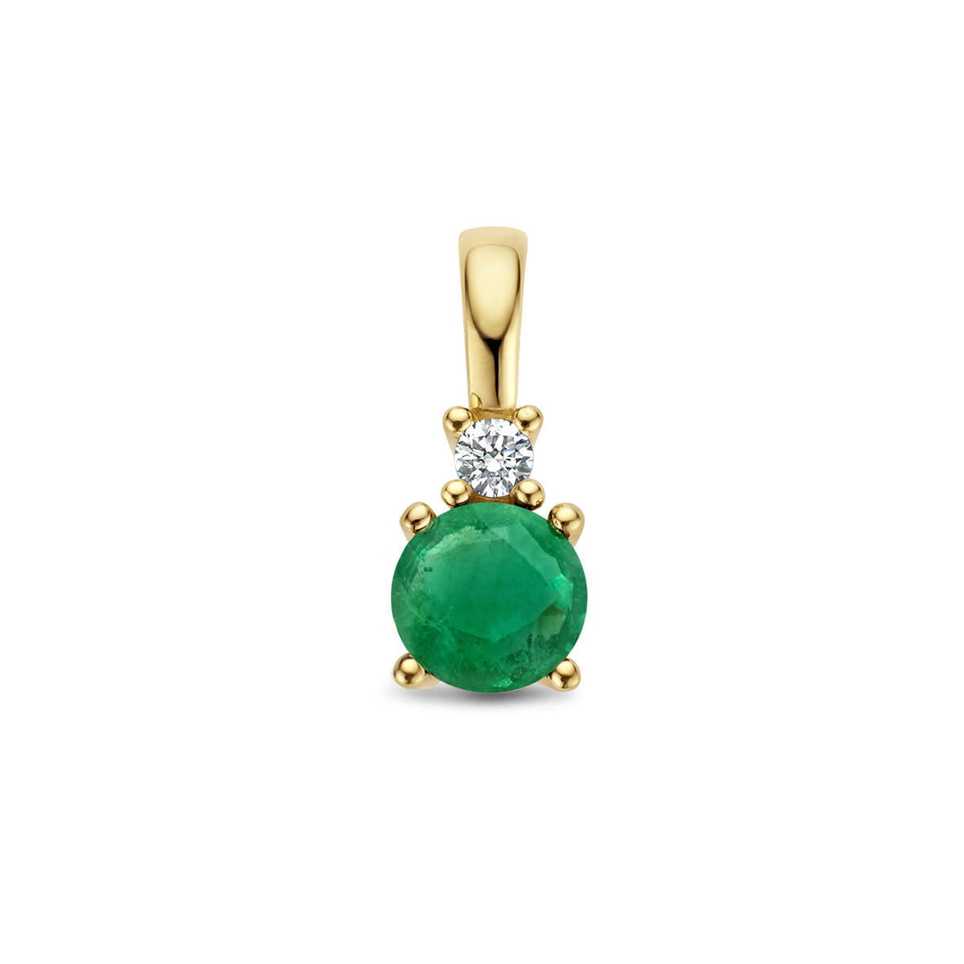 De "hanger smaragd en diamant 0.02ct h p1 14K geelgoud" van Van der Kooij Collectie toont een ronde groene smaragd met daarboven een kleine witte diamant, elegant vormgegeven op een eenvoudige witte achtergrond.