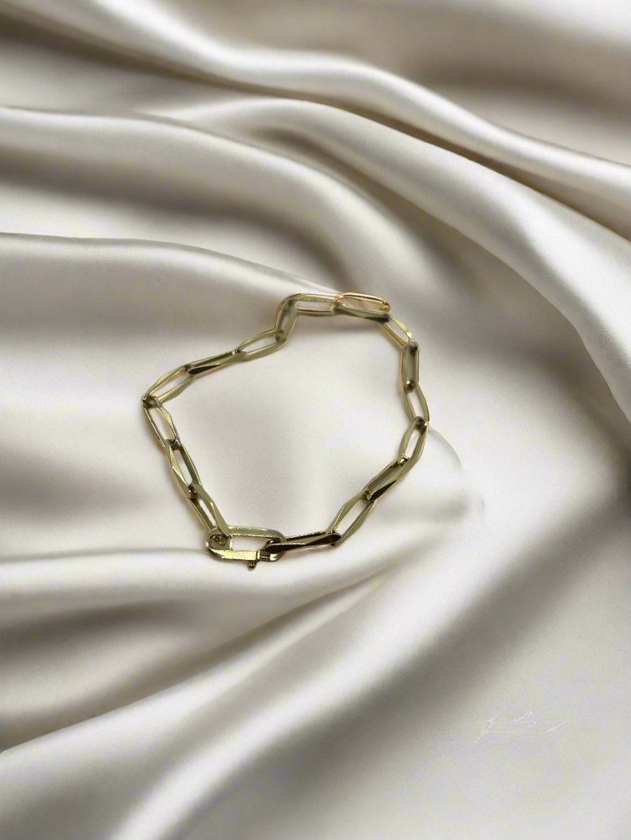 Bracelet en or vintage 14k, maillons allongés, pesant 10,2 g.
