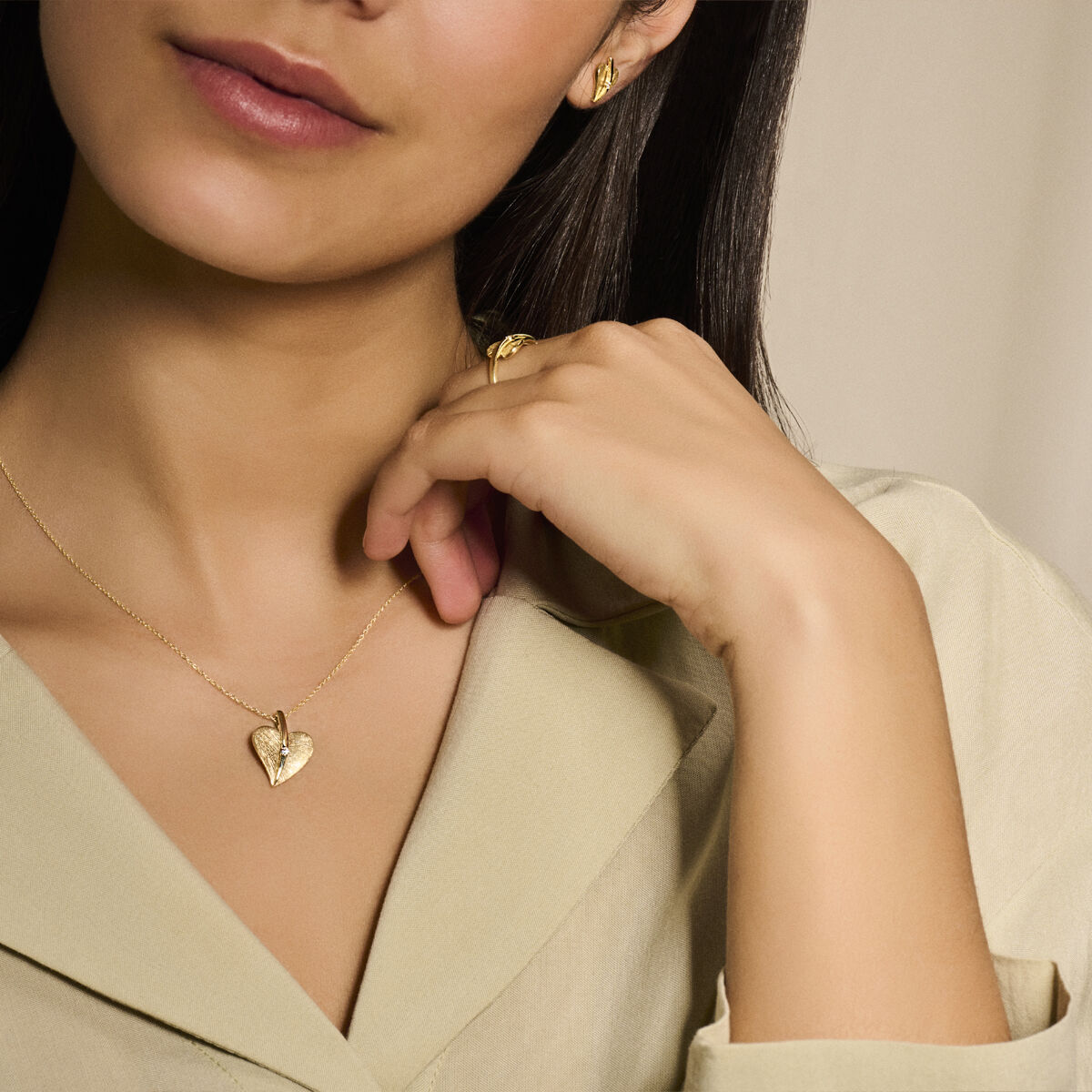 puces d'oreilles cœur rayé diamant 0.04ct (2x 0.02ct) h si or jaune 14K