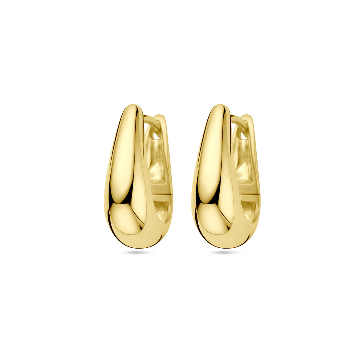 Boucles d'oreilles en argent doré, forme goutte, finition lisse et brillante.