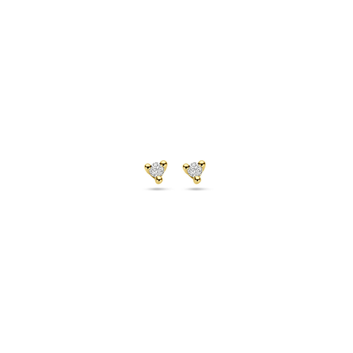 Boucles d'oreilles en or jaune 14K avec deux diamants de 0,02 ct en forme de triangle.