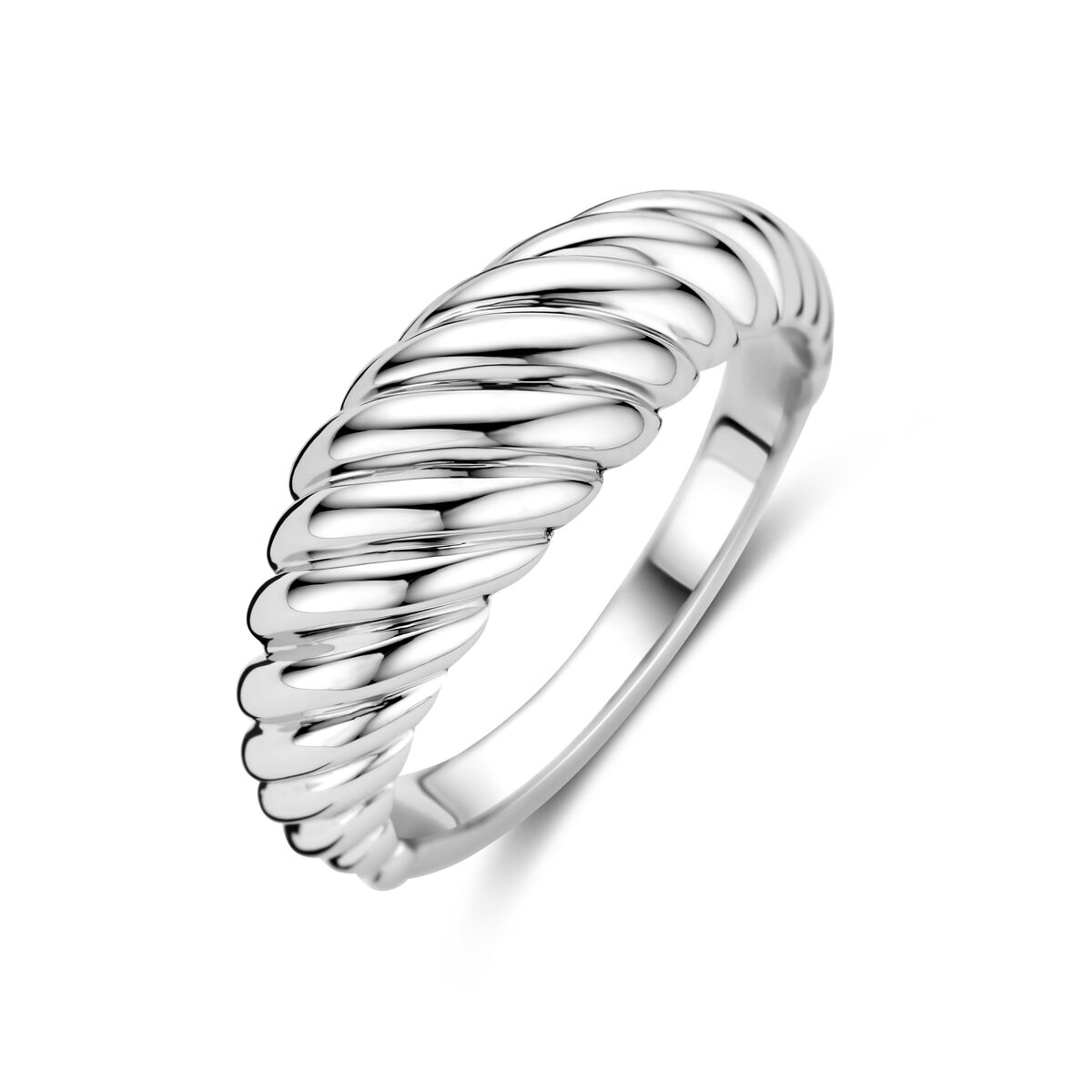 Bague en argent massif torsadée et rhodiée, avec un design ondulé.