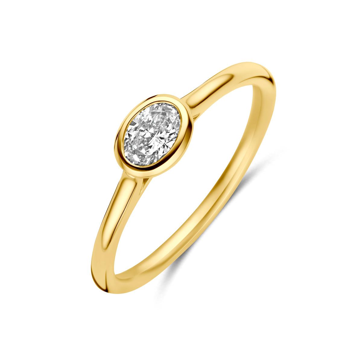Bague en or jaune 14K avec un diamant de 0,42 ct, taille ovale.