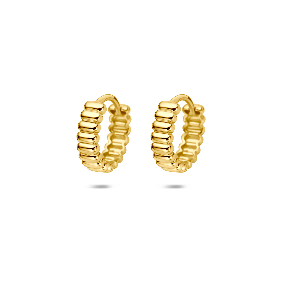 Boucles d'oreilles en or jaune 14K, de forme ronde, mesurant 13,5 mm.