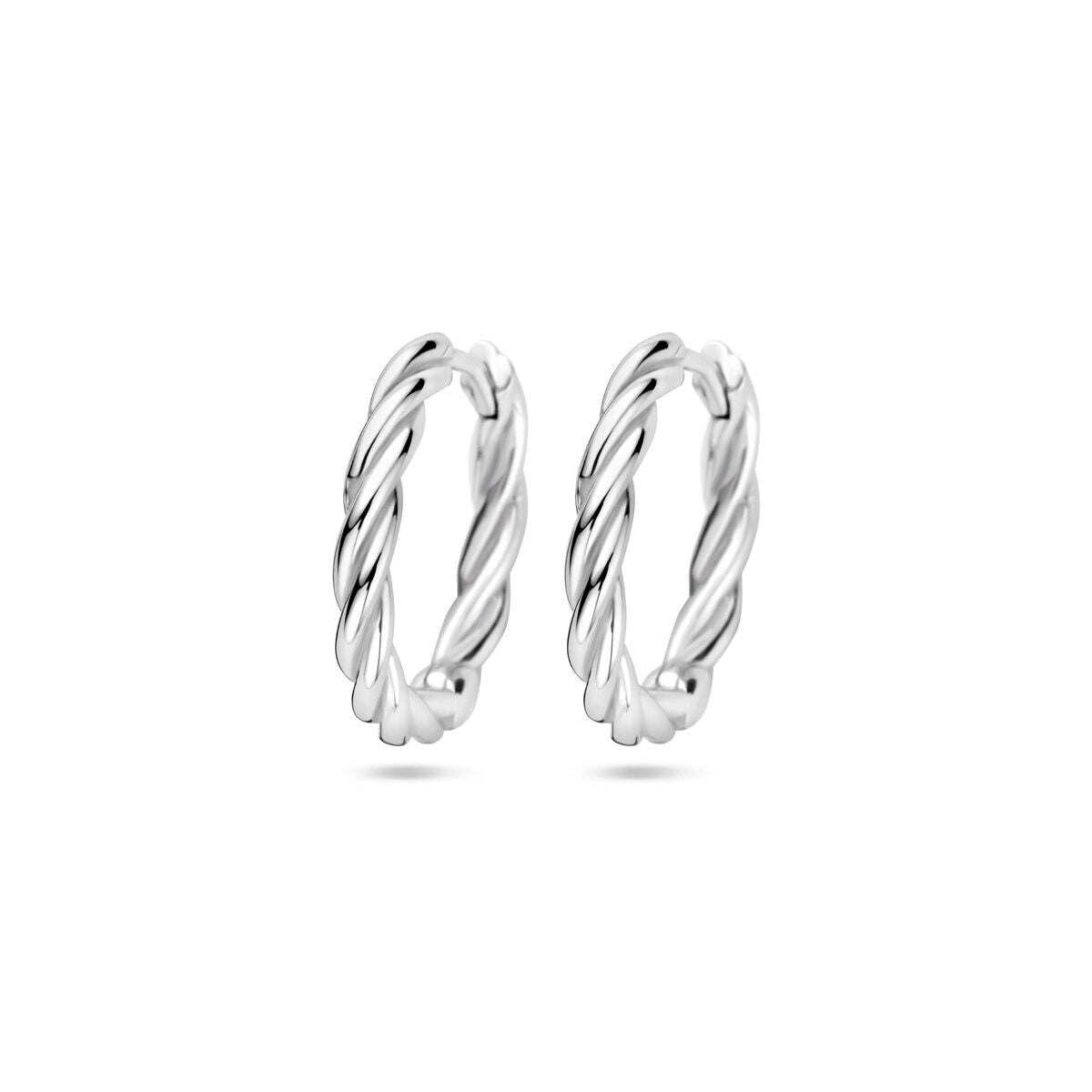 Boucles d'oreilles en argent rhodié, de forme torsadée, d'un diamètre de 2,5 mm.