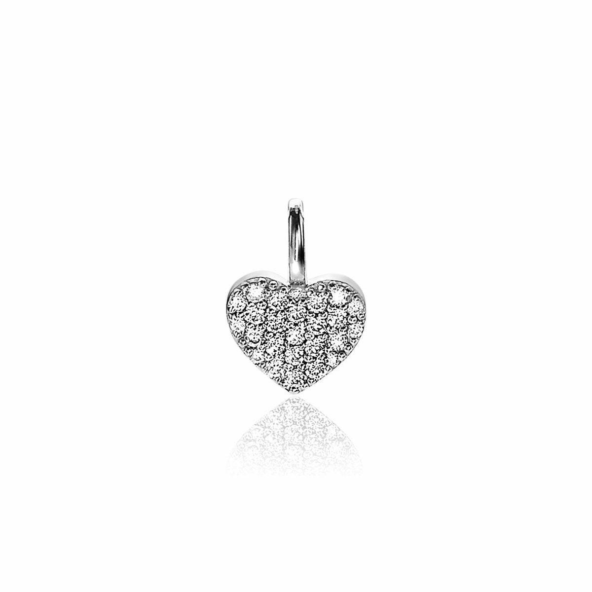 Pendentif en forme de cœur en argent, orné de zircons scintillants.