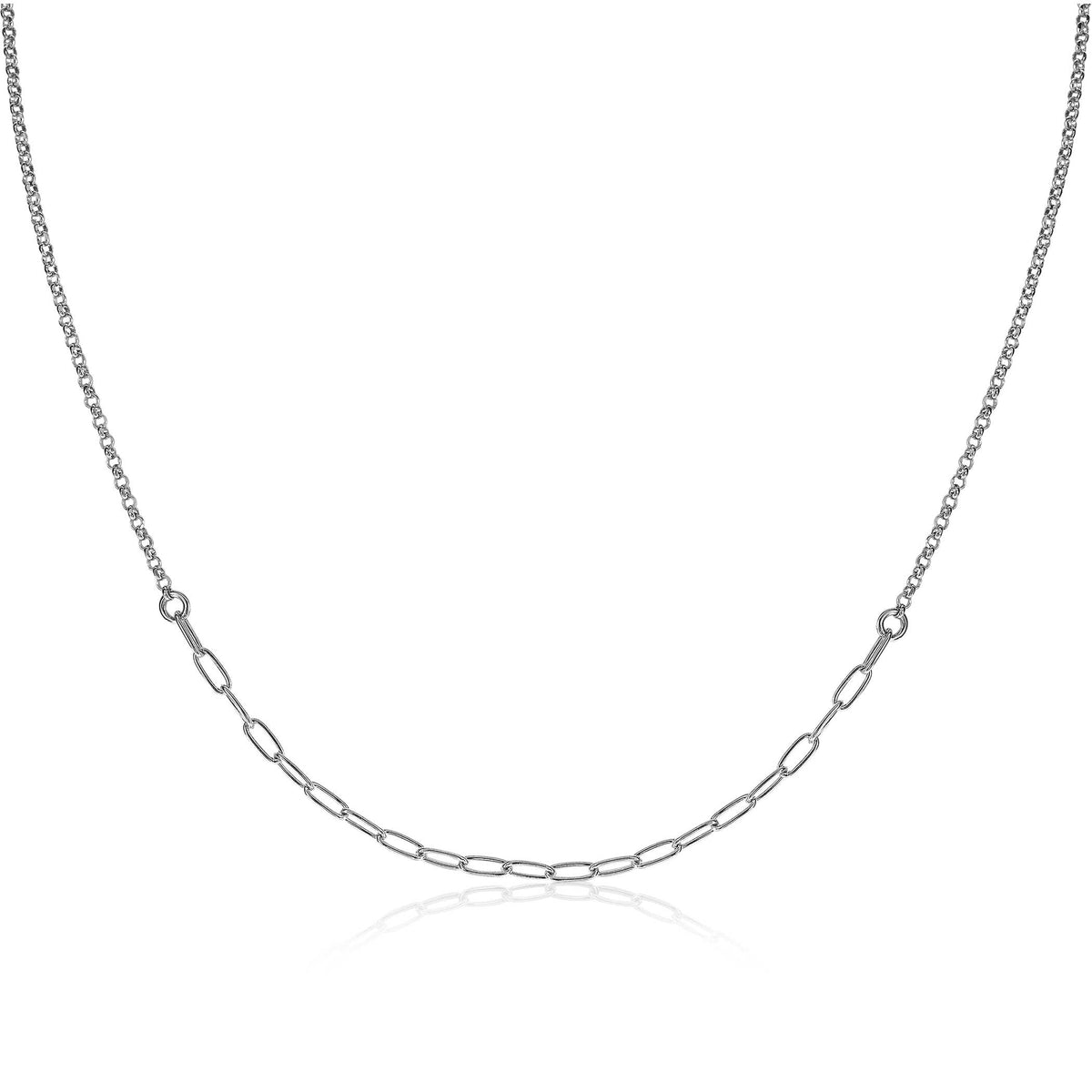 Collier en argent avec maillons ovales et ronds, finition brillante.
