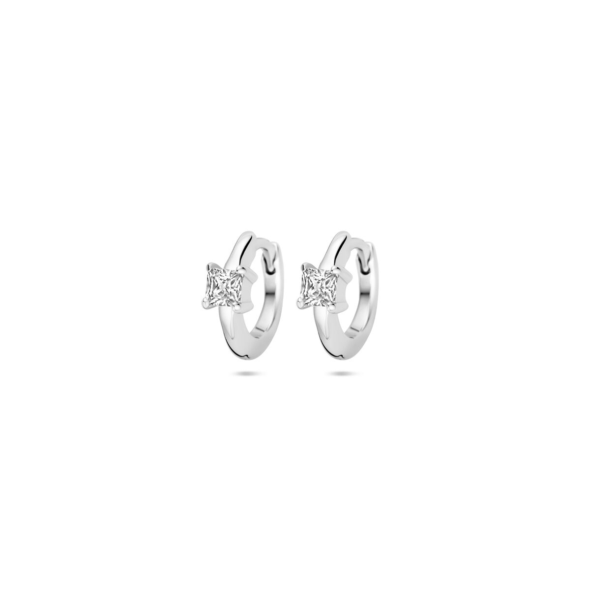 Boucles d'oreilles en argent rhodié de 10,5 mm avec zirconia, forme ronde et détails brillants.