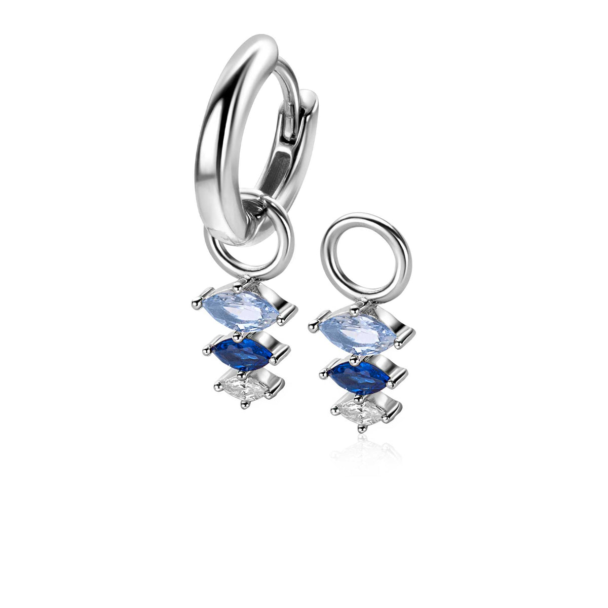 Boucles d'oreilles en argent avec des pendentifs en forme de goutte, ornés de pierres bleues et transparentes.