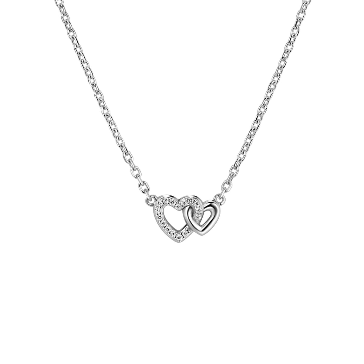 Collier en argent avec deux cœurs entrelacés, l'un orné de pierres brillantes.