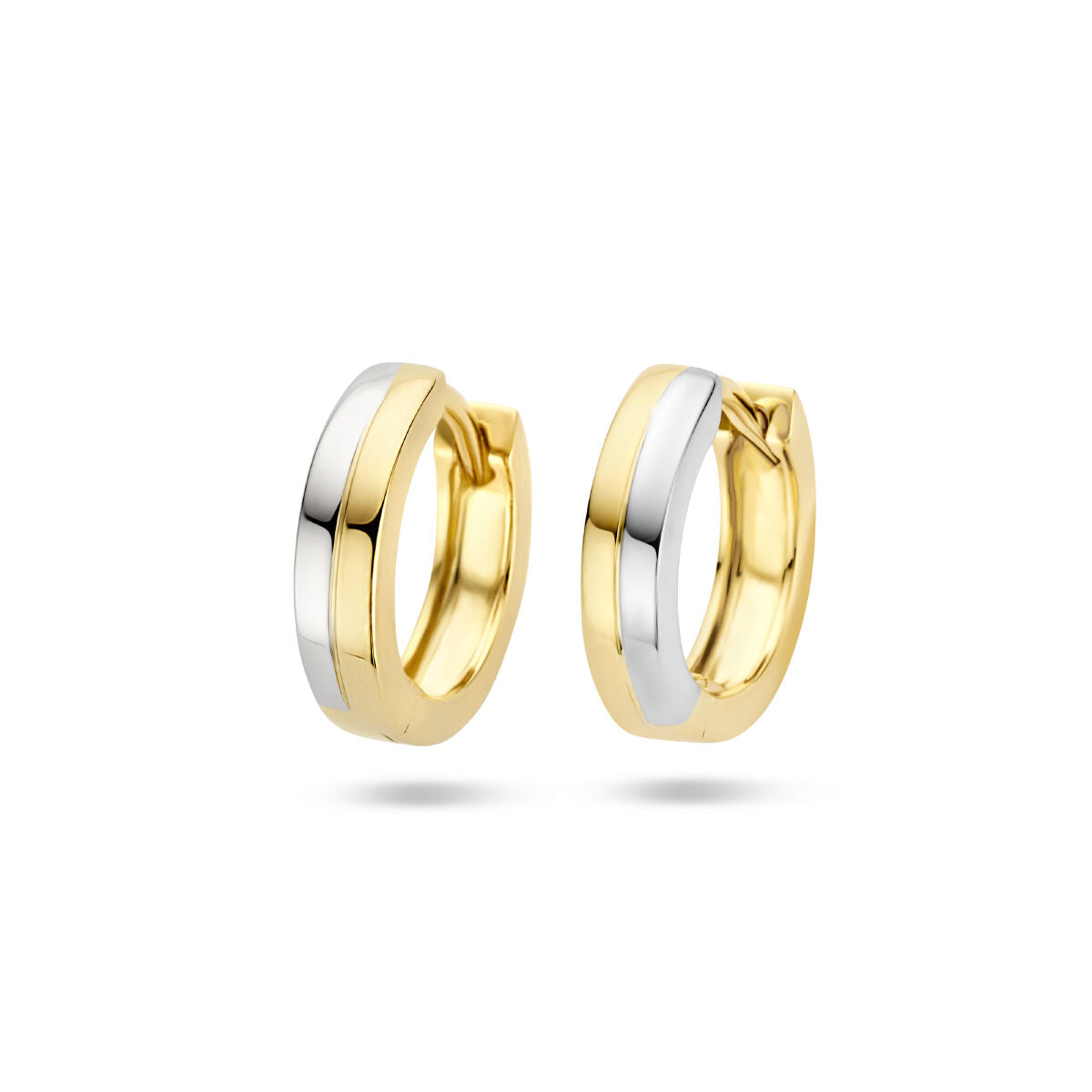 Boucles d'oreilles bicolores en or 14K, avec une finition plate et une largeur de 3,0 mm.