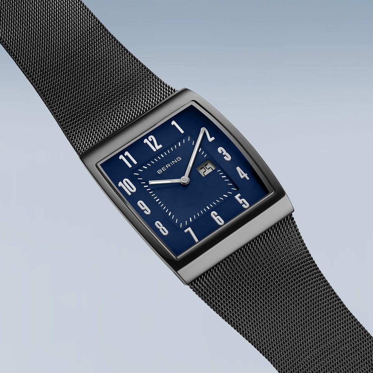 Bering montre pour homme cadran bleu - 52033-227