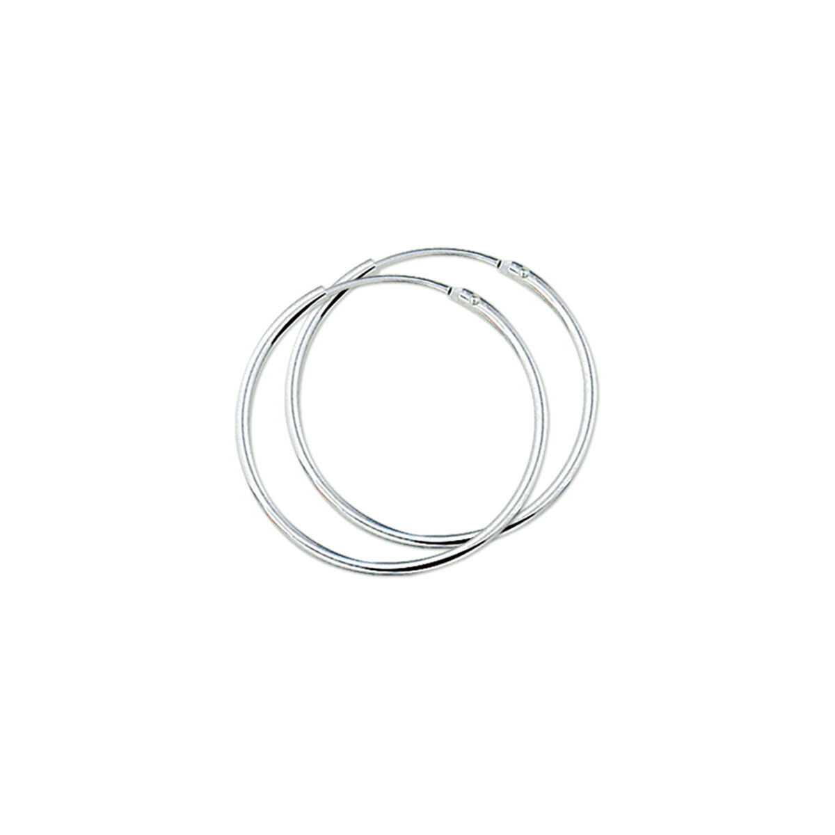 Boucles d'oreilles rondes en argent rhodié, de forme tubulaire et lisse.