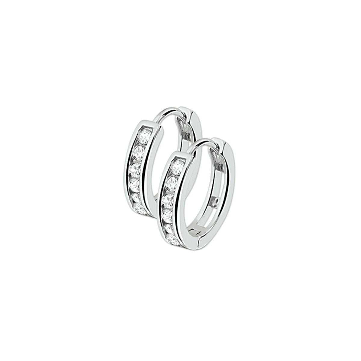 Boucles d'oreilles en argent avec zircons, forme ronde et détails brillants.