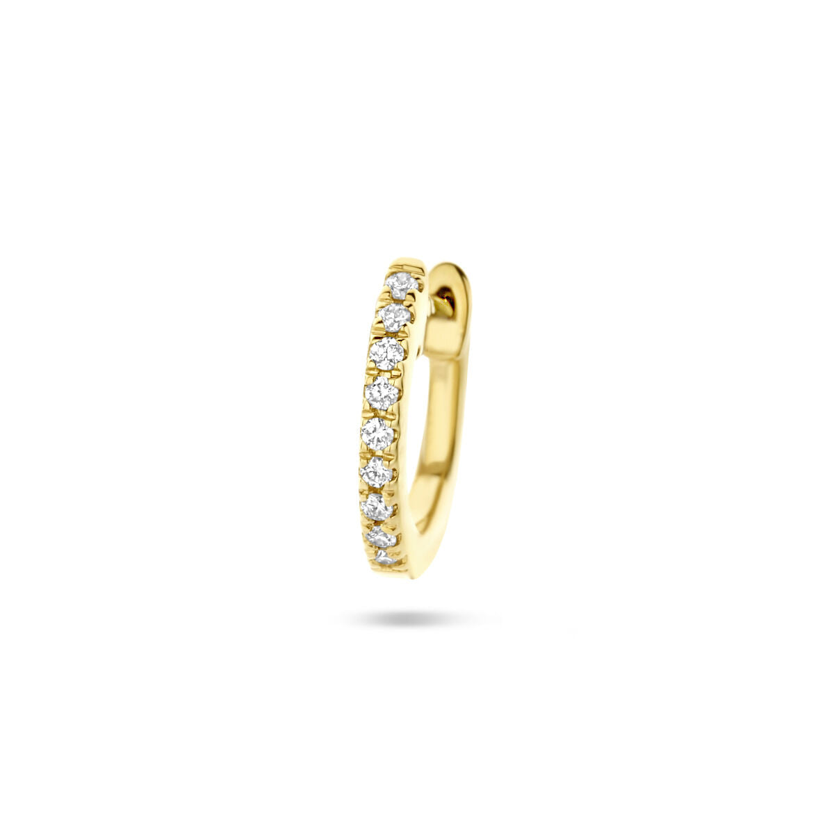 Boucle d'oreille en or jaune 14K avec diamants de 0,03 ct, mesurant 9,5 mm.