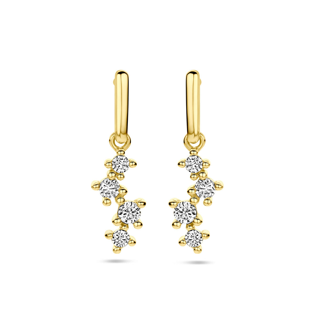Boucles d'oreilles en or jaune 14K avec zircons, formées de petites étoiles.