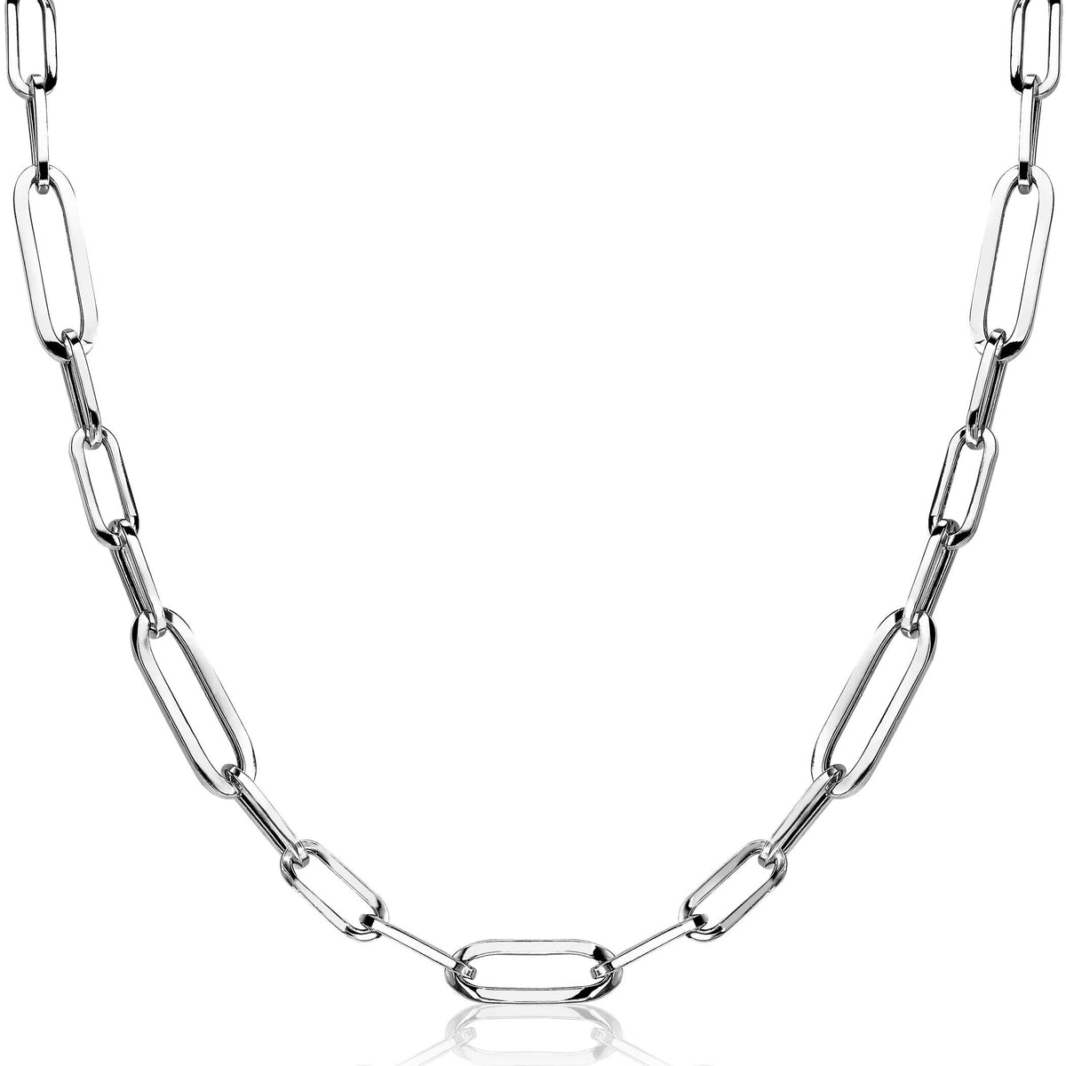 Collier en argent avec maillons allongés et un maillon central ovale.